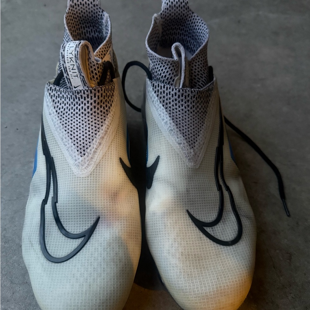 Nike Alpha Menace Elite 3 Football Cleats 8.5